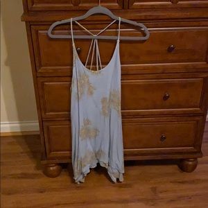 Small Bishop + young dress